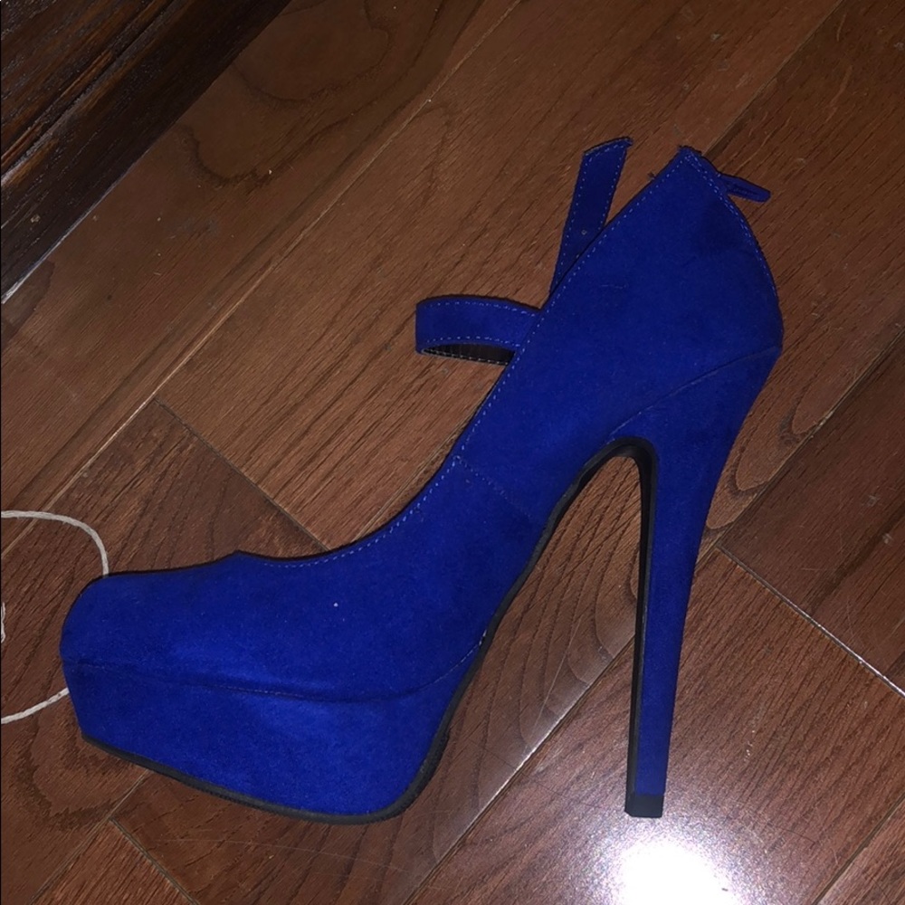 Suede blue heels